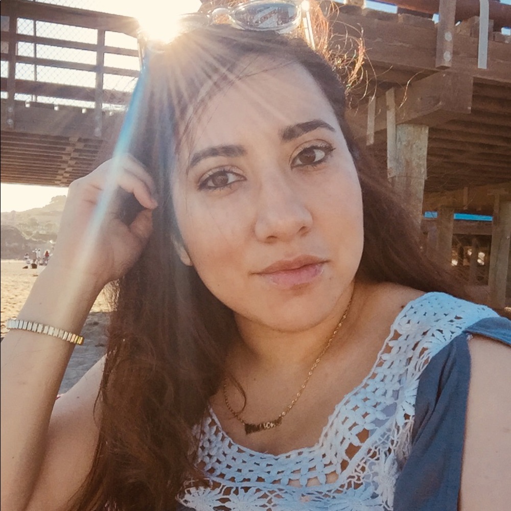 Meet your Posher, Angelica